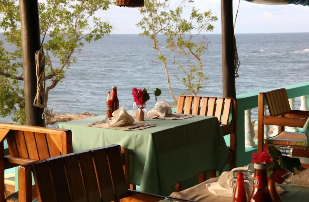 Apartment Clifftop Haven - Oceanfront Stay With Pool Camp Dining Negril Jamaica