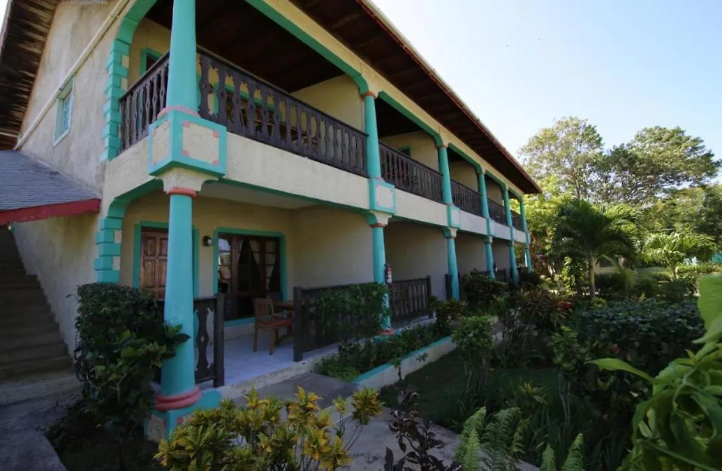 Apartment Clifftop Haven - Oceanfront Stay With Pool Camp Dining Negril